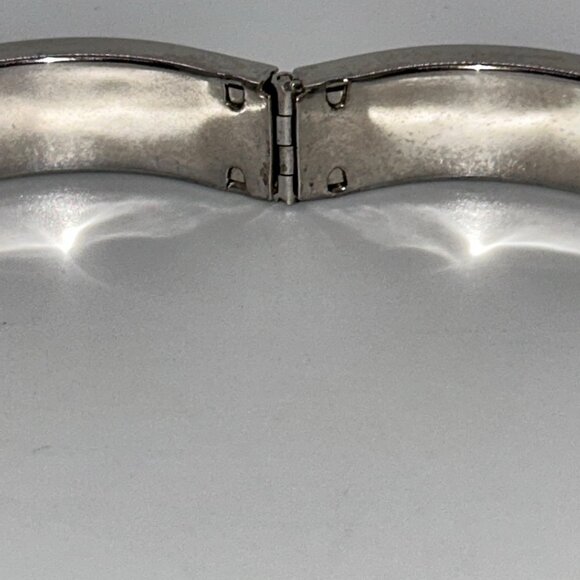 Monet Vintage Silvertone Hinged Bangle With Floral Engraved Design Elegant - Picture 12 of 16